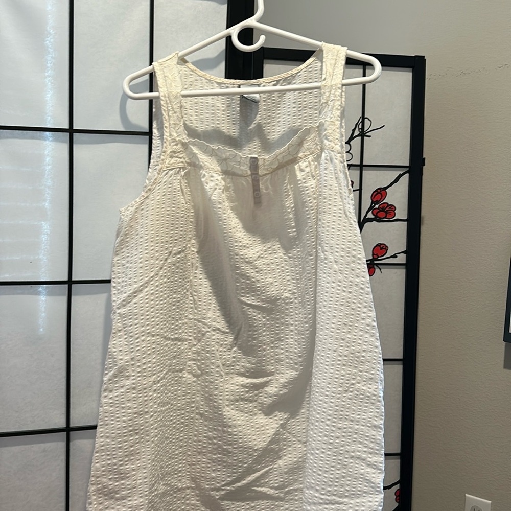 Croft & Barrow white night gown size L 60% cotton 40% polyester